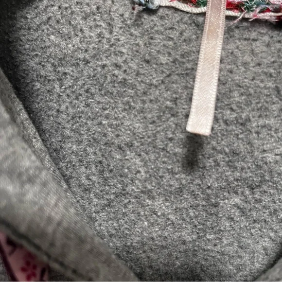 FREE PEOPLE Patchwork Ribbon Fitted Hoodie size Large (fits more like a medium) - Picture 6 of 15